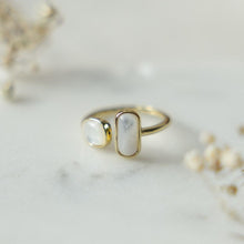 Load image into Gallery viewer, Mother of Pearl Stone Sister Ring