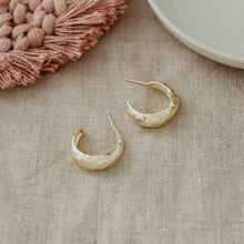 Load image into Gallery viewer, Xena Hoops