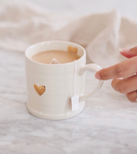 Load image into Gallery viewer, Gold Sweetheart Mug