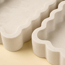 Load image into Gallery viewer, Scalloped Rectangle Plate