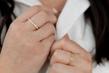 Load image into Gallery viewer, Eternity Band Swarovski