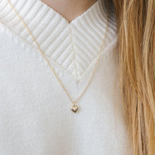 Load image into Gallery viewer, Coastal Kiss Necklace
