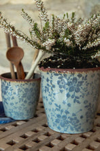 Load image into Gallery viewer, Small Blue Floral Pattern Pot