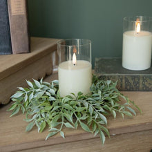 Load image into Gallery viewer, Soft Green Tea Leaves Candle Ring