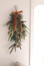 Load image into Gallery viewer, Alpine Bells Swag