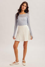 Load image into Gallery viewer, Daisy Print Mesh Long Sleeve