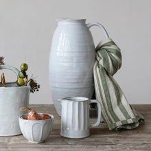 Load image into Gallery viewer, Quart Stoneware Pitcher