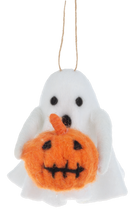 Load image into Gallery viewer, Wool Handcrafted Ghost Ornaments