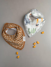 Load image into Gallery viewer, Bumble Bees Bib Set