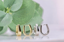 Load image into Gallery viewer, Leila Huggies