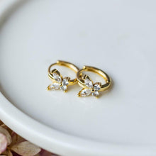 Load image into Gallery viewer, Papillon Hoops