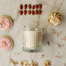 Load image into Gallery viewer, Cupcake | Almond &amp; Vanilla Sugar