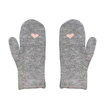 Load image into Gallery viewer, Heart Mittens