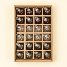 Load image into Gallery viewer, Mini Twisted Holiday Baubles