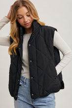 Load image into Gallery viewer, Black Quilted Puffer Vest