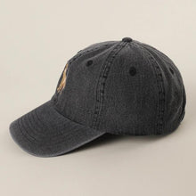 Load image into Gallery viewer, Golden Retriever Embroidered Denim Cap