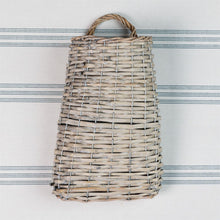 Load image into Gallery viewer, Skinny Willow Hanging Basket