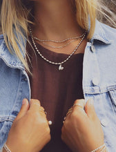Load image into Gallery viewer, Double Take Necklace