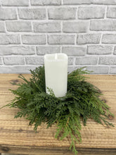 Load image into Gallery viewer, 13" Northern White Cedar Candle Ring