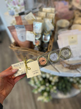 Load image into Gallery viewer, A Mother's Garden Bouquet of Tea | Floria Tea Co