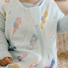 Load image into Gallery viewer, Bumble Bees Lightweight Muslin Sleep Bag