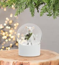 Load image into Gallery viewer, Mouse with Tree Snow Globe
