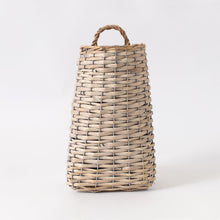 Load image into Gallery viewer, Skinny Willow Hanging Basket