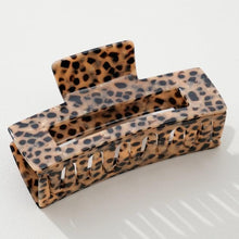 Load image into Gallery viewer, Leopard Print Claw Clips