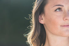 Load image into Gallery viewer, Mini Bar Studs