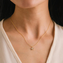 Load image into Gallery viewer, Lily Necklace