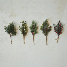 Load image into Gallery viewer, Evergreen &amp; Berries Bunch