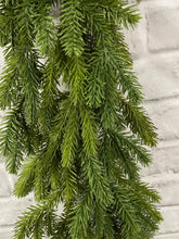 Load image into Gallery viewer, 6FT Spruce Garland