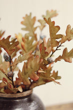 Load image into Gallery viewer, Oak Leaf Spray