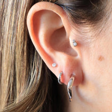 Load image into Gallery viewer, Stradya Hoops