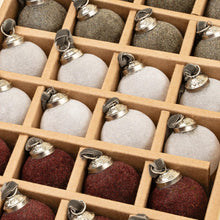 Load image into Gallery viewer, Mini Velvet Holiday Baubles