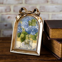 Load image into Gallery viewer, Bow Arched Photo Frame