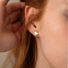 Load image into Gallery viewer, Amado Studs