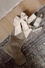 Load image into Gallery viewer, Cream Velvet Bow Clip