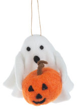 Load image into Gallery viewer, Wool Handcrafted Ghost Ornaments