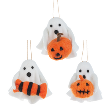 Load image into Gallery viewer, Wool Handcrafted Ghost Ornaments