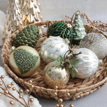 Load image into Gallery viewer, Golden Deer Ornament