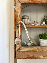 Load image into Gallery viewer, Hanging Diffuser