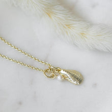 Load image into Gallery viewer, Lil Maris Pendant