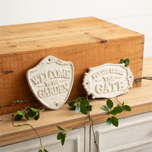 Load image into Gallery viewer, Welcome to Garden and Close Gate Signs
