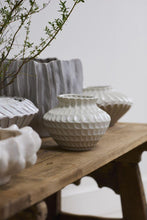 Load image into Gallery viewer, Ilaria Vase