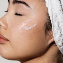 Load image into Gallery viewer, Truly Cleansing Facial Cleanser